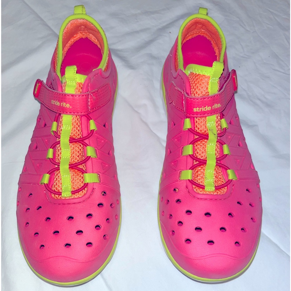 Stride Rite water shoes